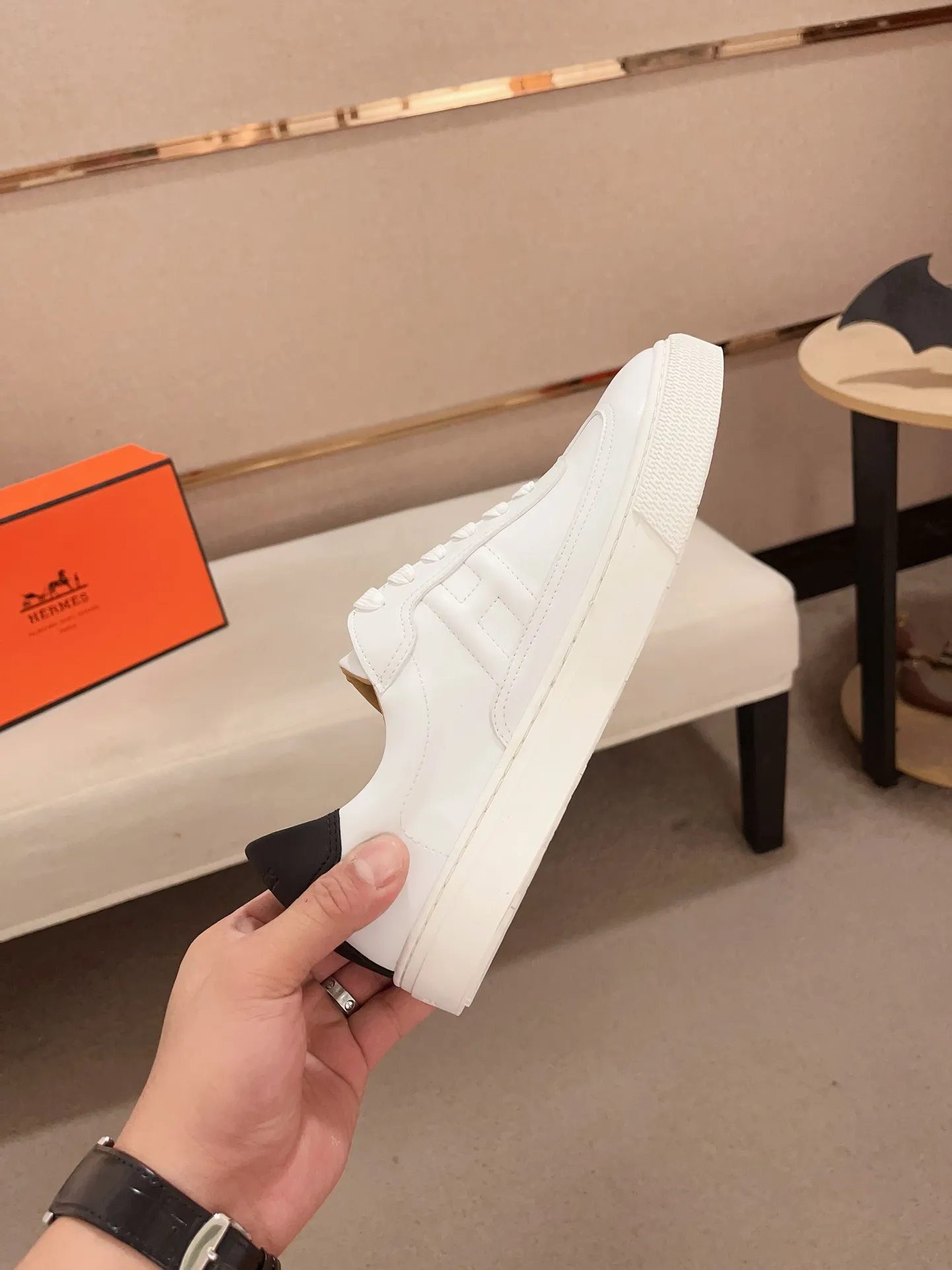 Men's clothing and shoes💰: 400💰《HERMES》【Classic Original Version】Hermès; Top 🔝 Purchasing Agency 🔍🔍Latest 🇺🇸Sold simultaneously at counters, original imported from Italy ▲▲Cow leather▲ ▲Exquisite workmanship (Italian 🇮🇹imported water-dyed 🐂cowhide lining) sole: original sole provided by the original factory, ⚠️exclusive double-layer activity·TPR·rubber·combined molded outsole; Code number: 36-44 (45/46 can be customized, non-refundable)